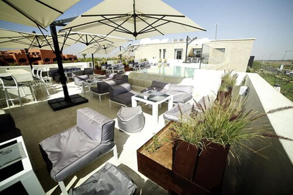 Cesar Resort & Spa Marrakesh Exterior photo The rooftop terrace
