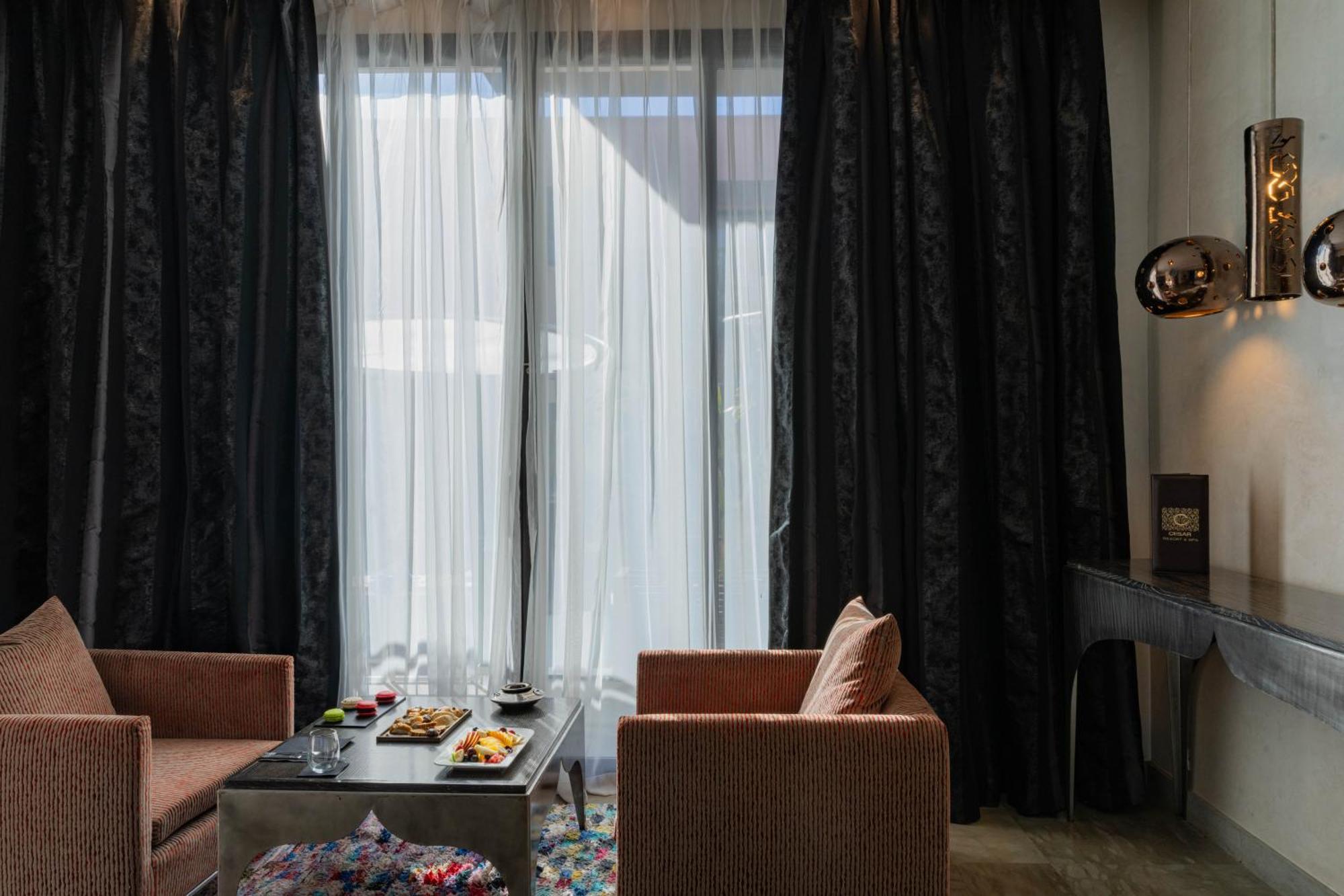 Cesar Resort & Spa Marrakesh Exterior photo A room at the hotel
