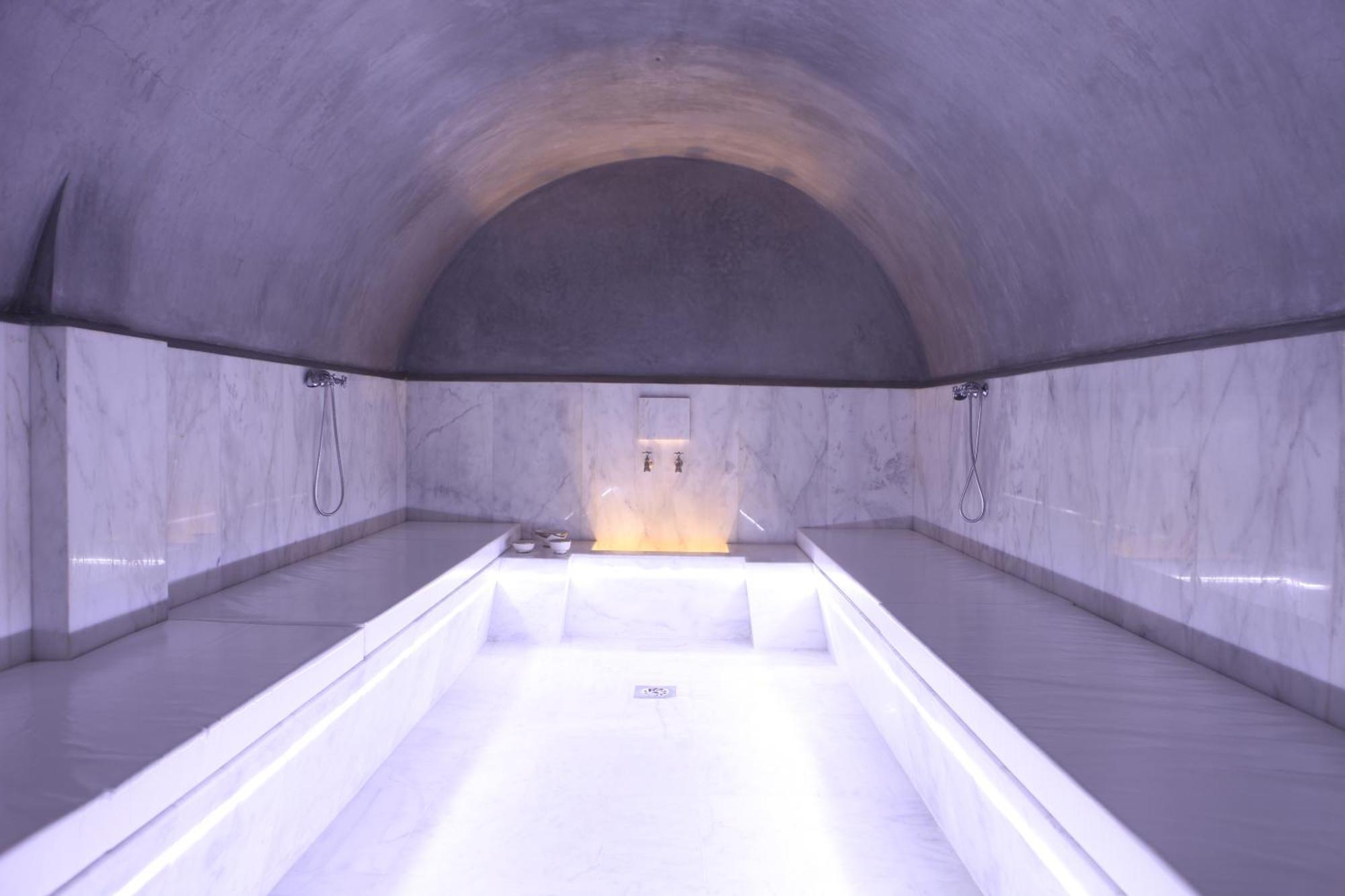 Cesar Resort & Spa Marrakesh Facilities photo The interior of the bath