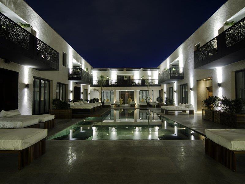 Cesar Resort & Spa Marrakesh Exterior photo The hotel's courtyard